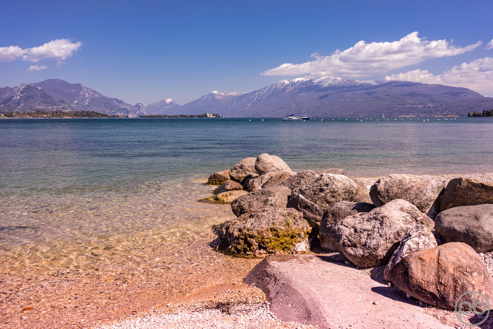 Fotokunst, Photo Art, Fine Art, Wandbilder, Wall Art, Gardasee, Manerba, Steine, Berge, See
