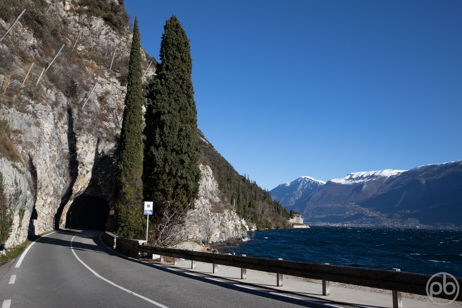Fotokunst, Photo Art, Fine Art, Wandbilder, Wall Art, Mediterran, Tunnel, Zypresse, Gardasee, Gardesana Occidentale